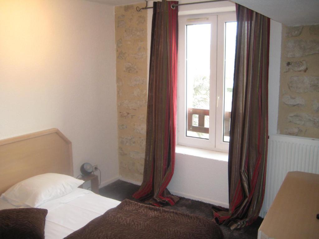 Hotel Restaurant Du Mee Le Mée-sur-Seine Δωμάτιο φωτογραφία